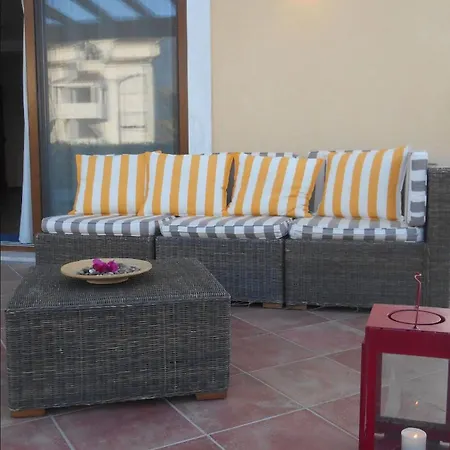 Hébergement de vacances Charming And Luxurious Villa With Private Pool